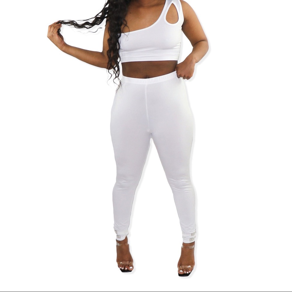 White Pants Set